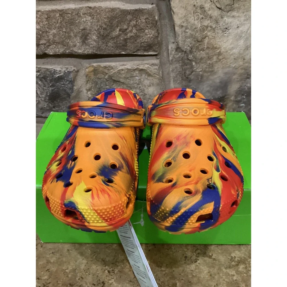 CROCS classic marbled